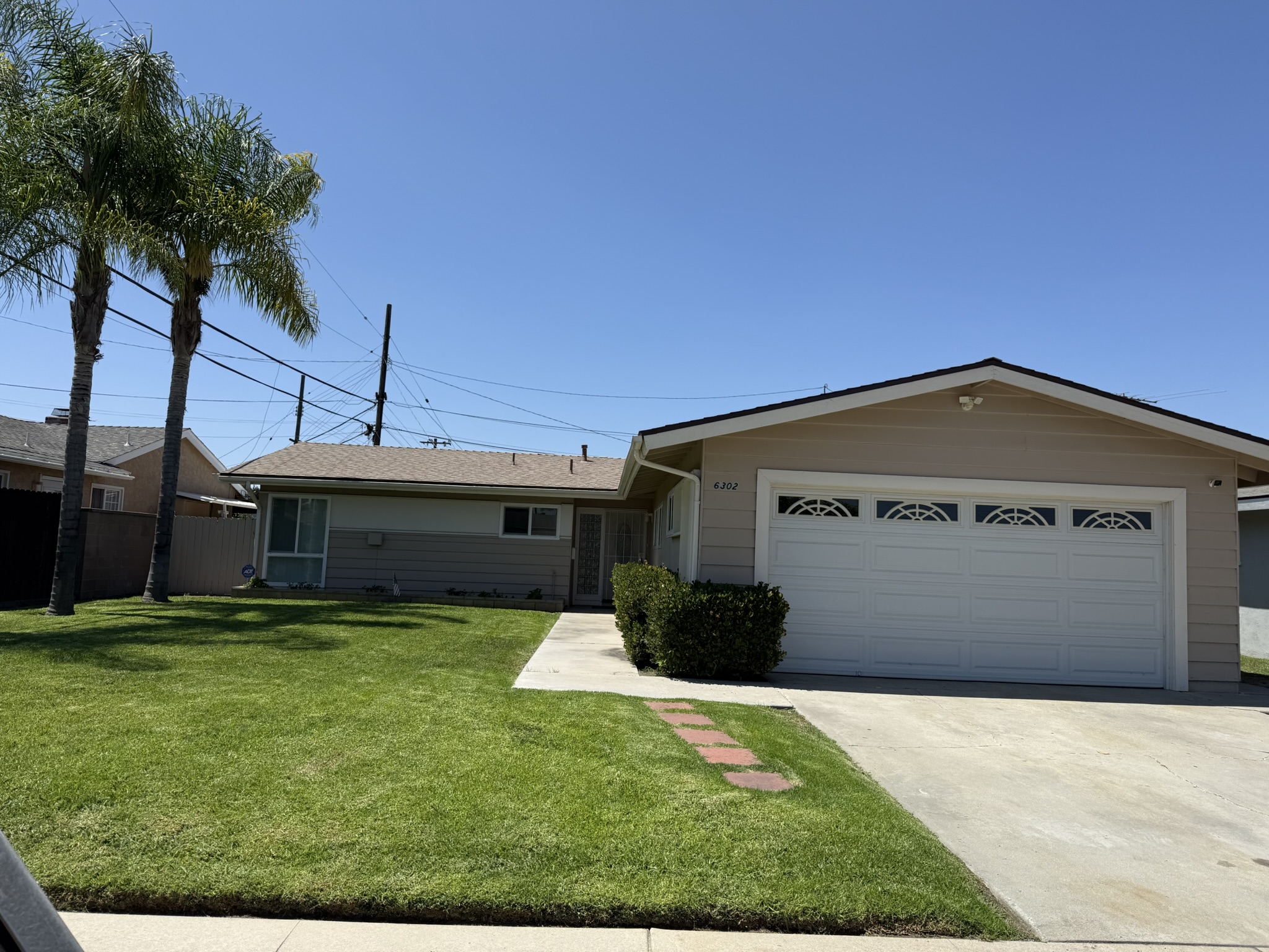 6302 San Lorenzo Drive